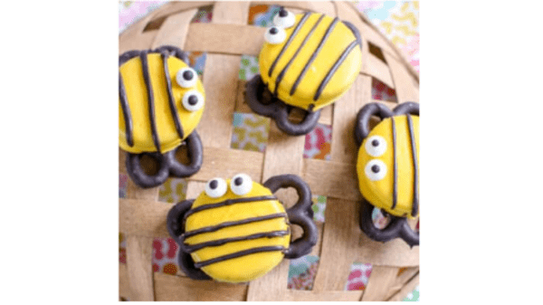 Bee Cookies and Owl Cupcakes